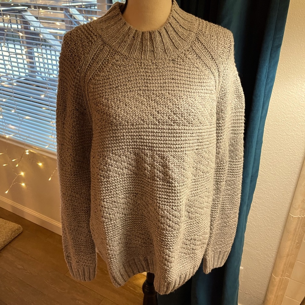 Women’s tunic sweater